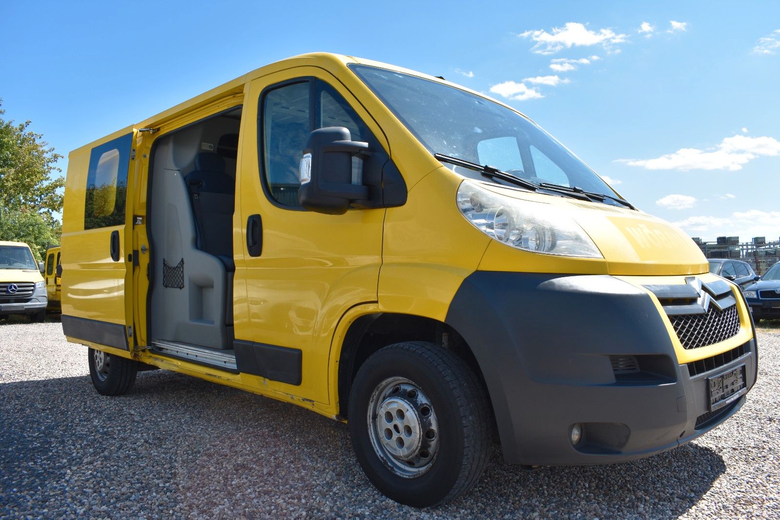 Fahrzeugabbildung Citroën Jumper Cabine Approfondie 7Sitz/Schiebetür