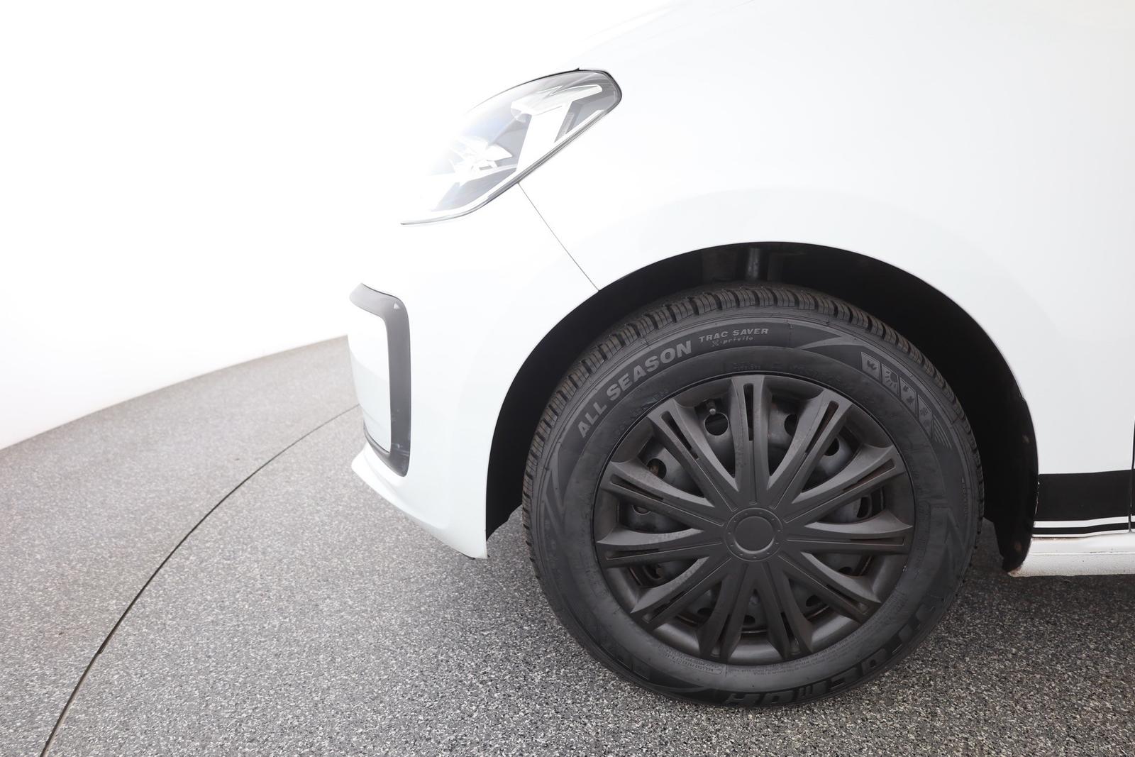 Volkswagen Up 1.0 BMT Basis Klima Kamera Tempomat PDC AUX, миниатюра 26