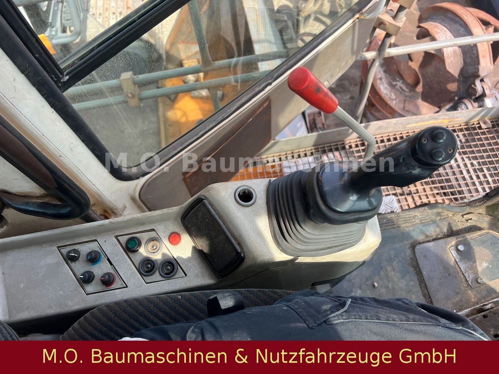 Fahrzeugabbildung Liebherr A954B Litronic / Hochf. Kabine /