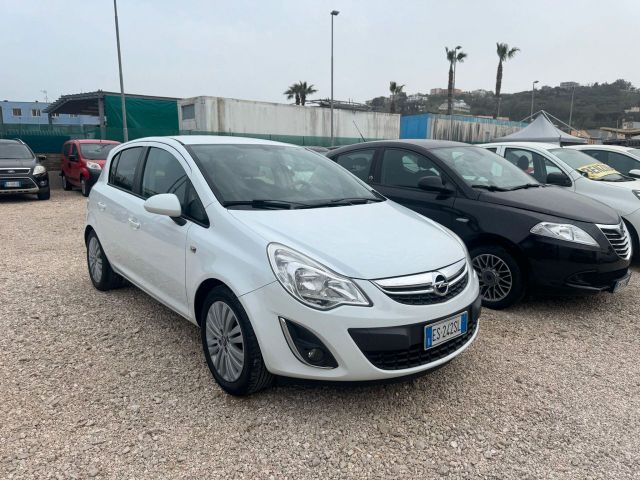 Opel Corsa 1.2benzina 5 porte