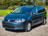 Volkswagen Sharan 2.0 TDI DSG Comfortline SHZ RFK Navi - mit Diesel-Antrieb: Blau, Van