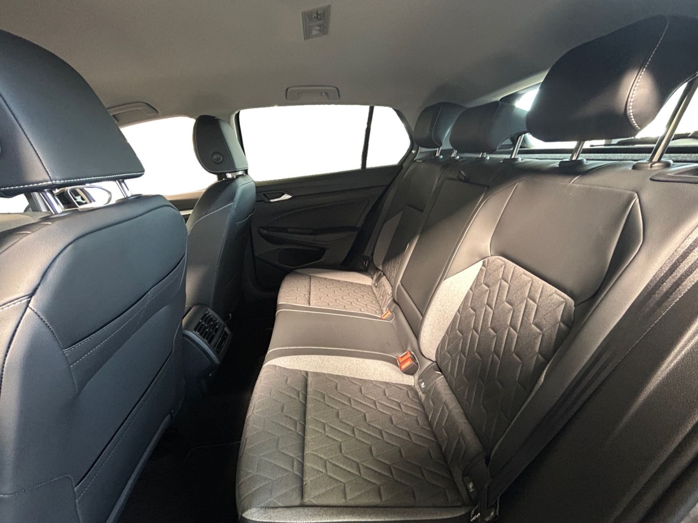 Volkswagen Golf - Bild 12