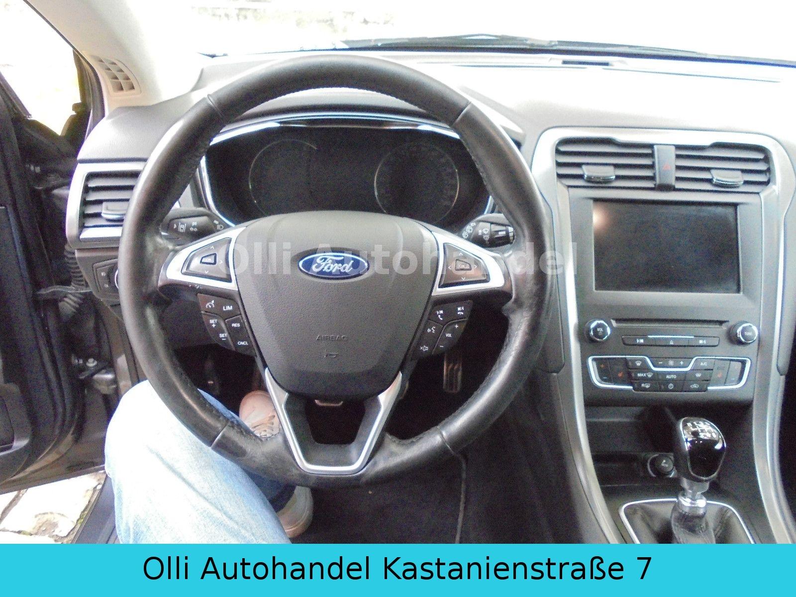 Ford Mondeo 2015 — photo 14