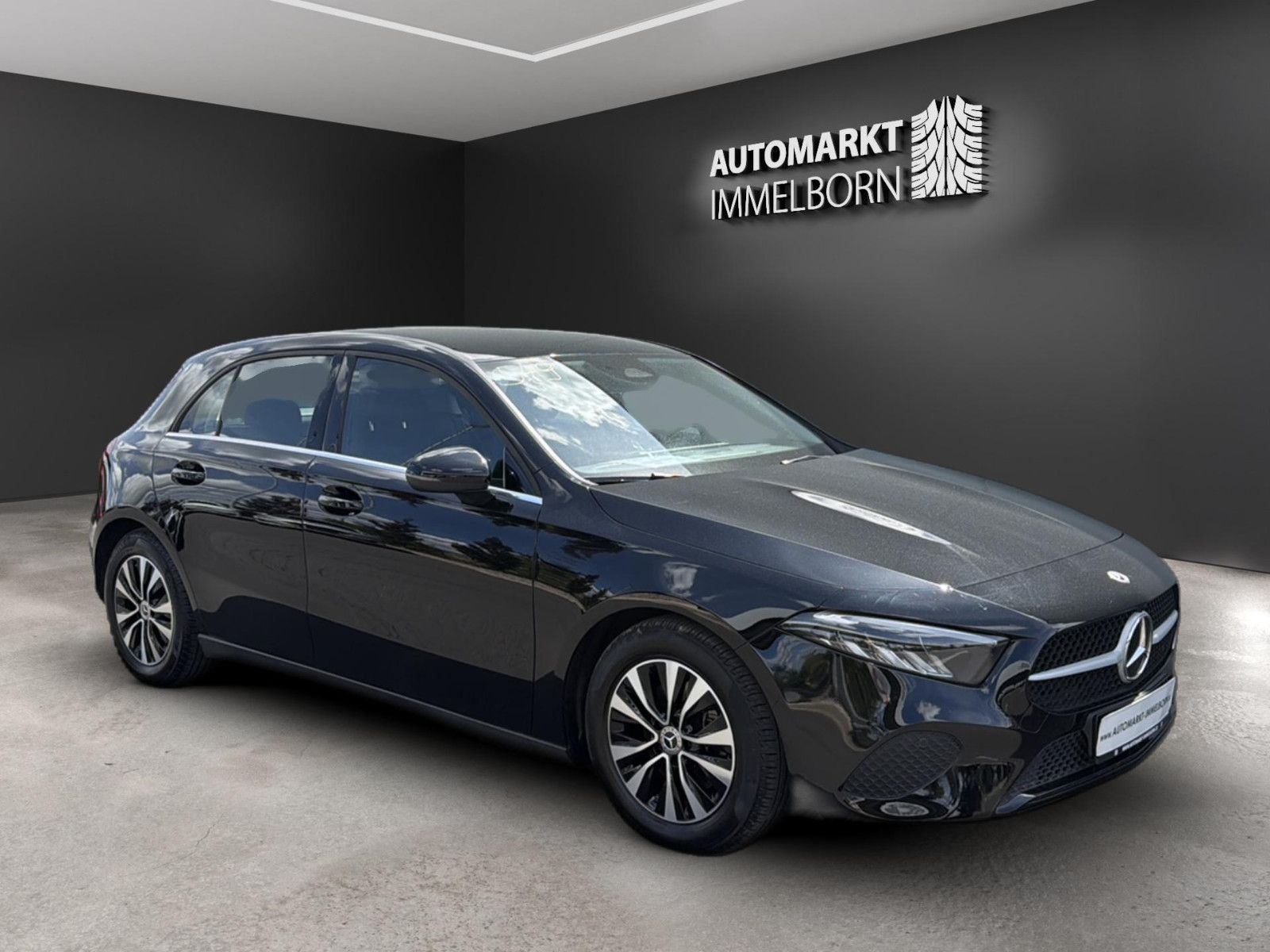 MERCEDES-BENZ A 180 d Kamera*LED*Navi*DAB*MBUX*TeilLeder*1Hand
