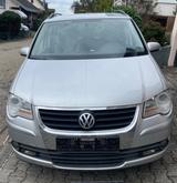 Volkswagen Touran 1.9 TDI DSG DPF - - VW Touran mit Halbautomatikschaltung