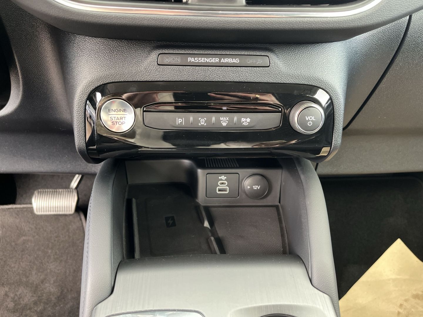 Fahrzeugabbildung Ford Kuga Hybrid Titanium 2.5 Duratec FHEV