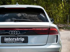 Audi RSQ8 – 10 / 35
