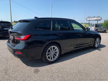 BMW 318 - 12
