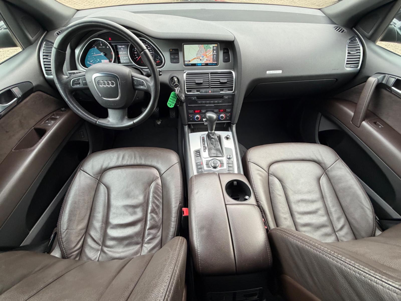 Audi Q7 3.0 TDI V6 240ch quattro Tiptronic Cuir Chauffage stationnaire Caméra Xénon GPS Attelage Sièges chauffants