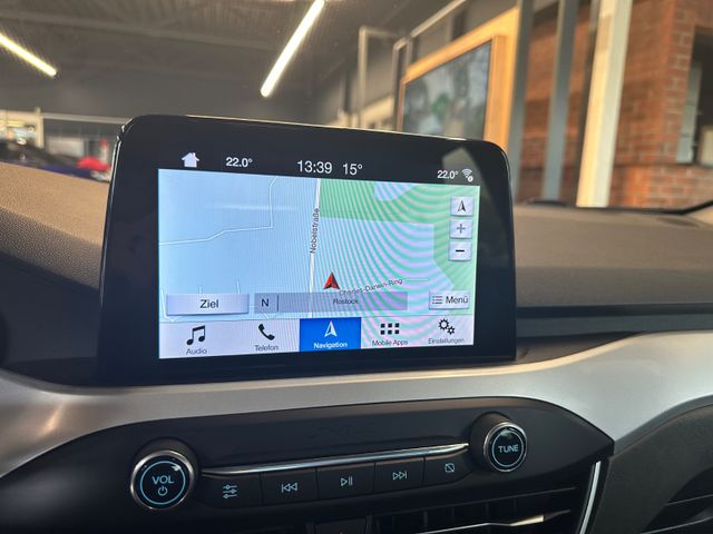 Ford Focus  Turnier Cool & Connect Automatik