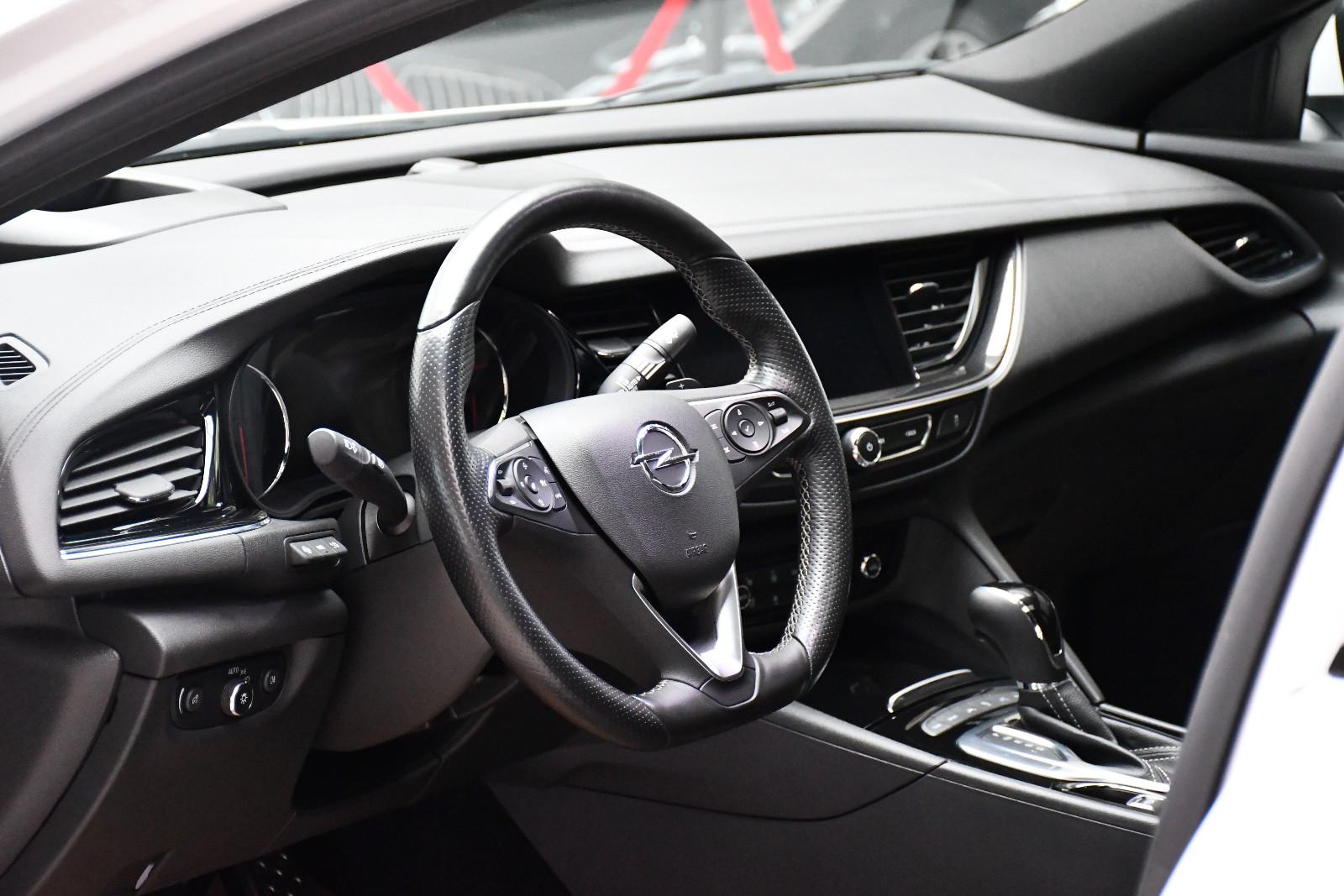 Opel Insignia B Grand Sport Innovation 4x4 OPC Ahk