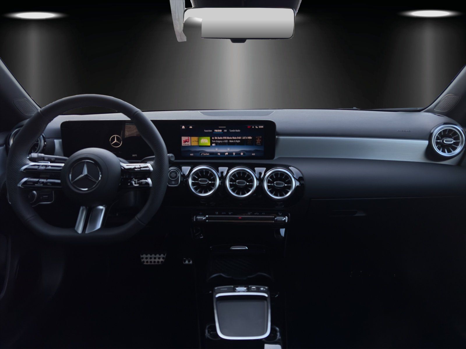 Fahrzeugabbildung Mercedes-Benz A 180 d AMG SPECIAL EDITION AHK PANODACH LED