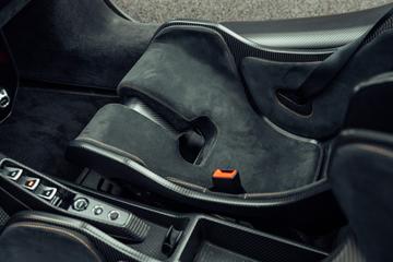 2019 Mclaren SENNA GTR thumbnail 11