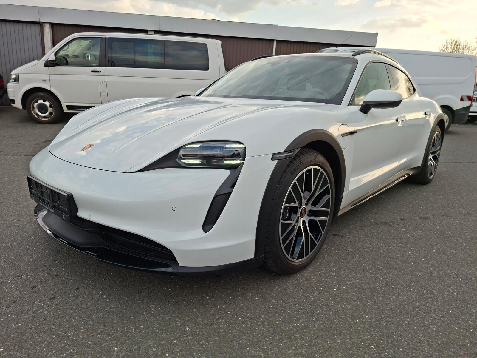 Porsche Taycan Cross Turismo 4 93kWh *Bose*Pano*Head-up