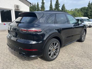 Porsche Cayenne - 7