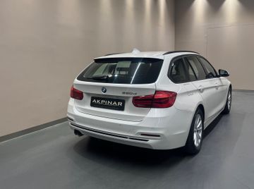 BMW 320 - 4