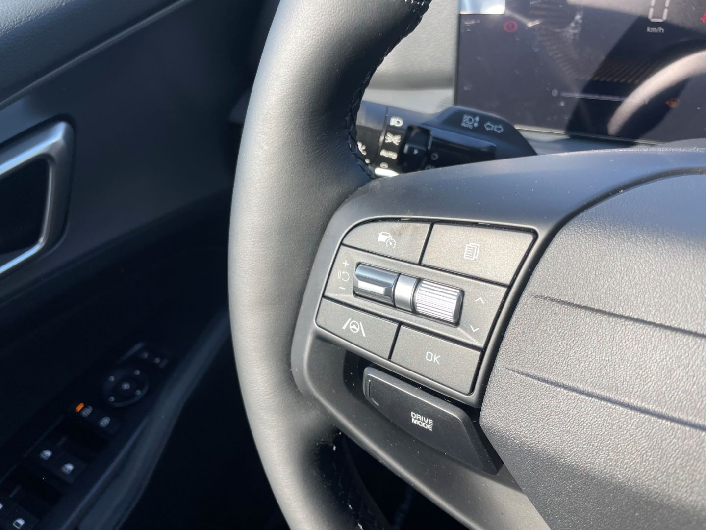 Fahrzeugabbildung Kia Sportage Vision PDC v&h SpurhaltAss Verkehrszeic