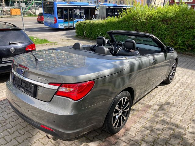 Lancia Flavia 2.4 16v*Klimatro*8xAlu*Leder*Navi*I Hand*