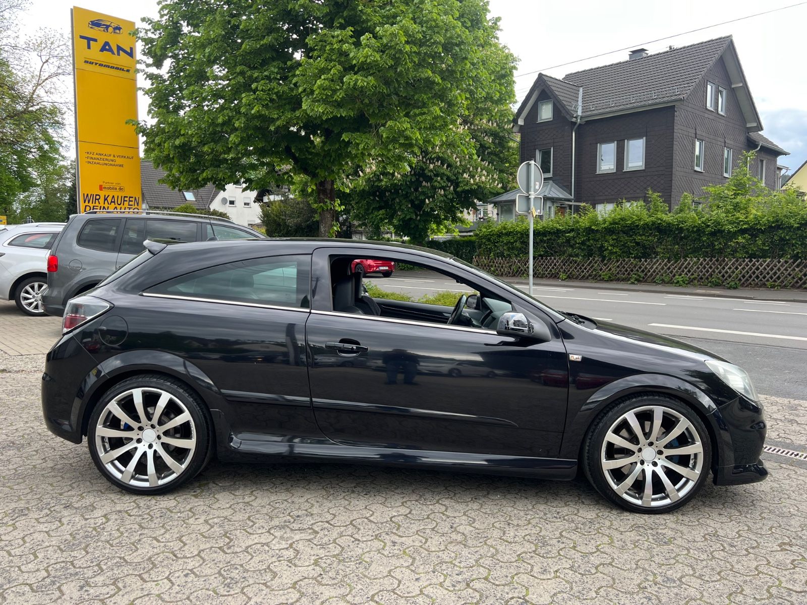 Fahrzeugabbildung Opel Astra H GTC OPC *2.HAND*TÜV NEU*