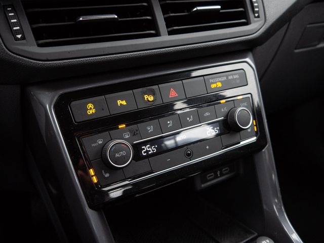 T-Cross 1.0 TSI Style KLIMA PDC SHZ NAVI ACC LED