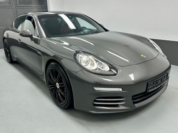 Porsche Panamera - 7