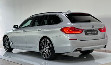 Fahrzeugabbildung BMW 540i xD DAB Alarm 360°H/K HUD 20" LiveCockpitPro
