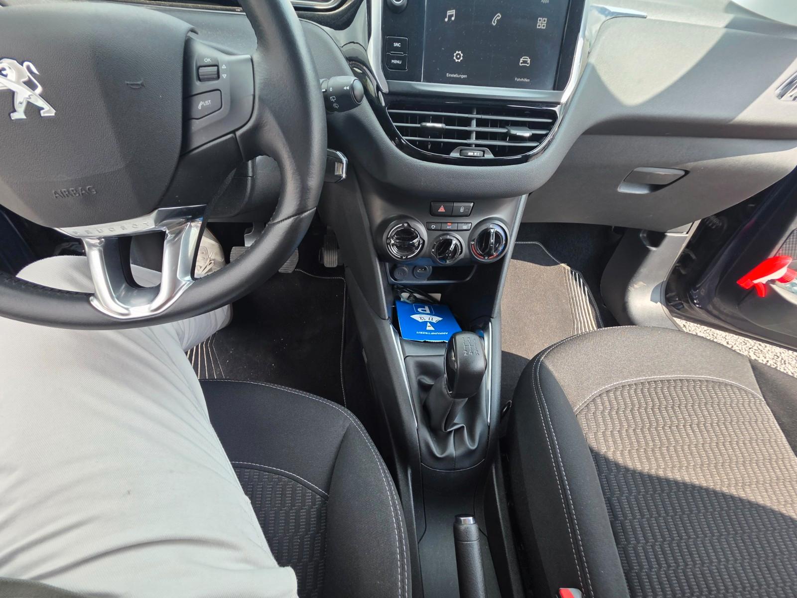 Peugeot 208 Active