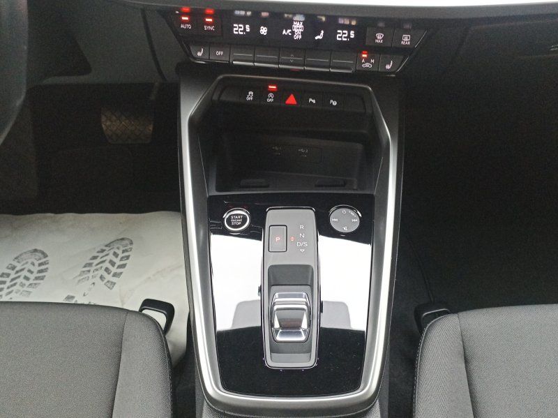 Fahrzeugabbildung Audi A3 35 2.0 TDI Sportback S-tronic  ACC+LED+NAVI+P