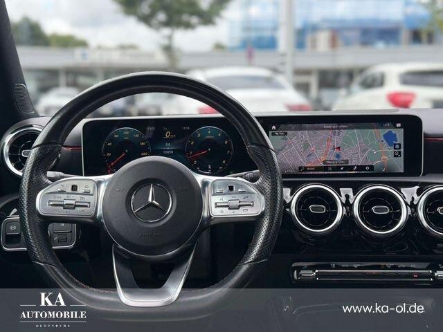 Mercedes-Benz A 250 AMG 4Matic Pano AHK 19" LED