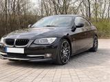 BMW E92 318i Coupé | Schwarz | 19" | Service Neu - BMW 318: Coupe, 318i