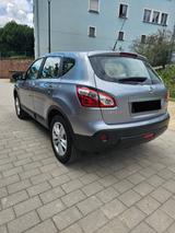 Nissan Qashqai 2.0 Benzin - Nissan in Saarbrücken