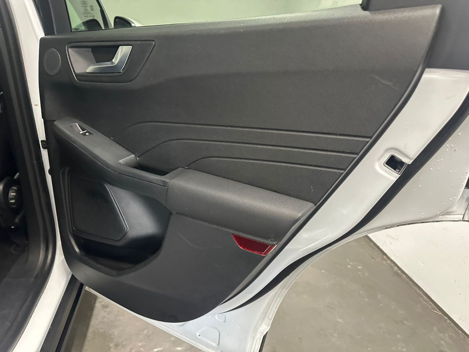 Fahrzeugabbildung Ford Kuga 2.5 Duratec PHEV Titanium X CVT*AHK*WINTER*