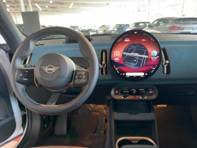 MINI Countryman S ALL4 Panorama Navi HarmanKardon LED
