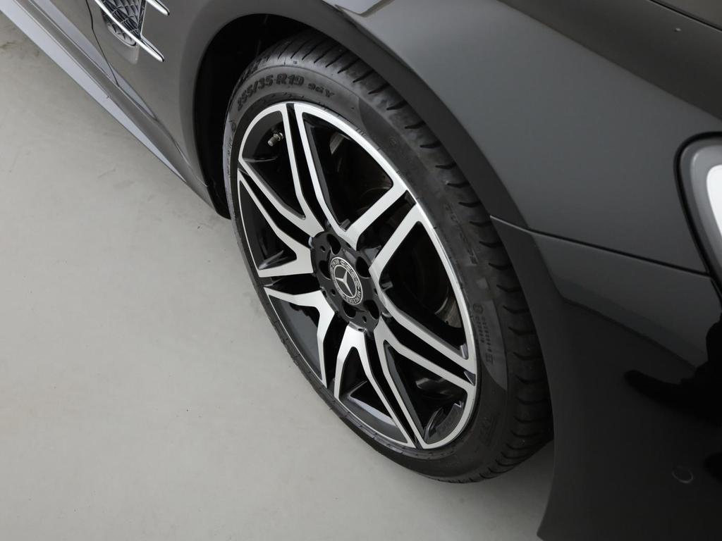 Mercedes-Benz SL 400