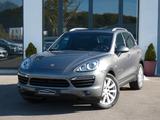 Porsche Cayenne S Hybrid*1.Hand*Voll*Panorama* - Porsche Cayenne mit Hybrid-Antrieb: Geländewagen