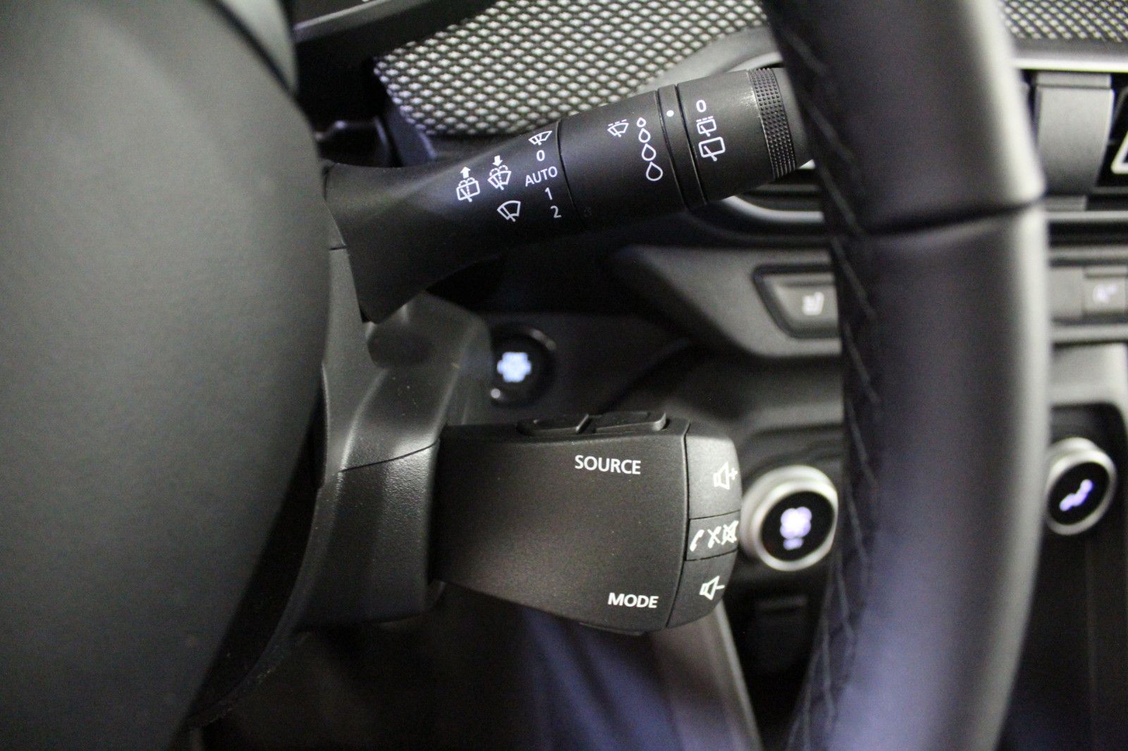 Fahrzeugabbildung Dacia Sandero Journey+ ECO-G 100 *Navi*Sitzheizung*