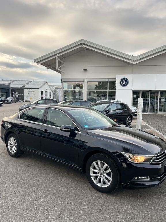 Image of Volkswagen Passat