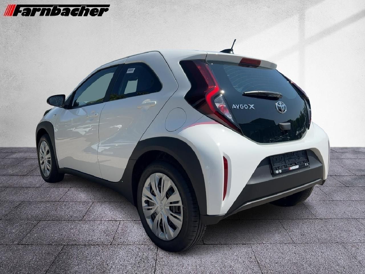 Fahrzeugabbildung Toyota Aygo X Business Edition M/T