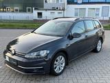 Volkswagen Golf VII 1,4 TGI Comfortl. PDC 8x Bereift 28t km - Volkswagen Golf mit CNG-Antrieb: Kombi