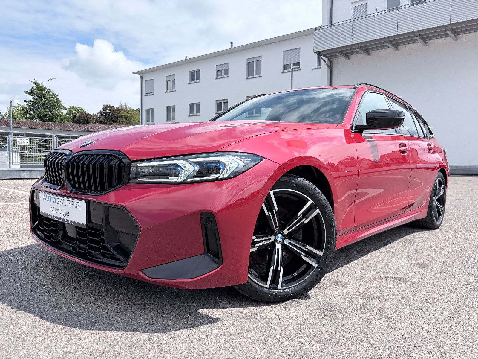 BMW 320 i Aut M Sport PANO/AHK/HUD/360°/STANDHEIZUNG foto 1
