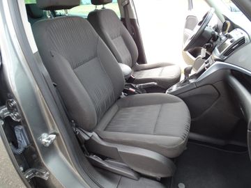 Opel Zafira - 11