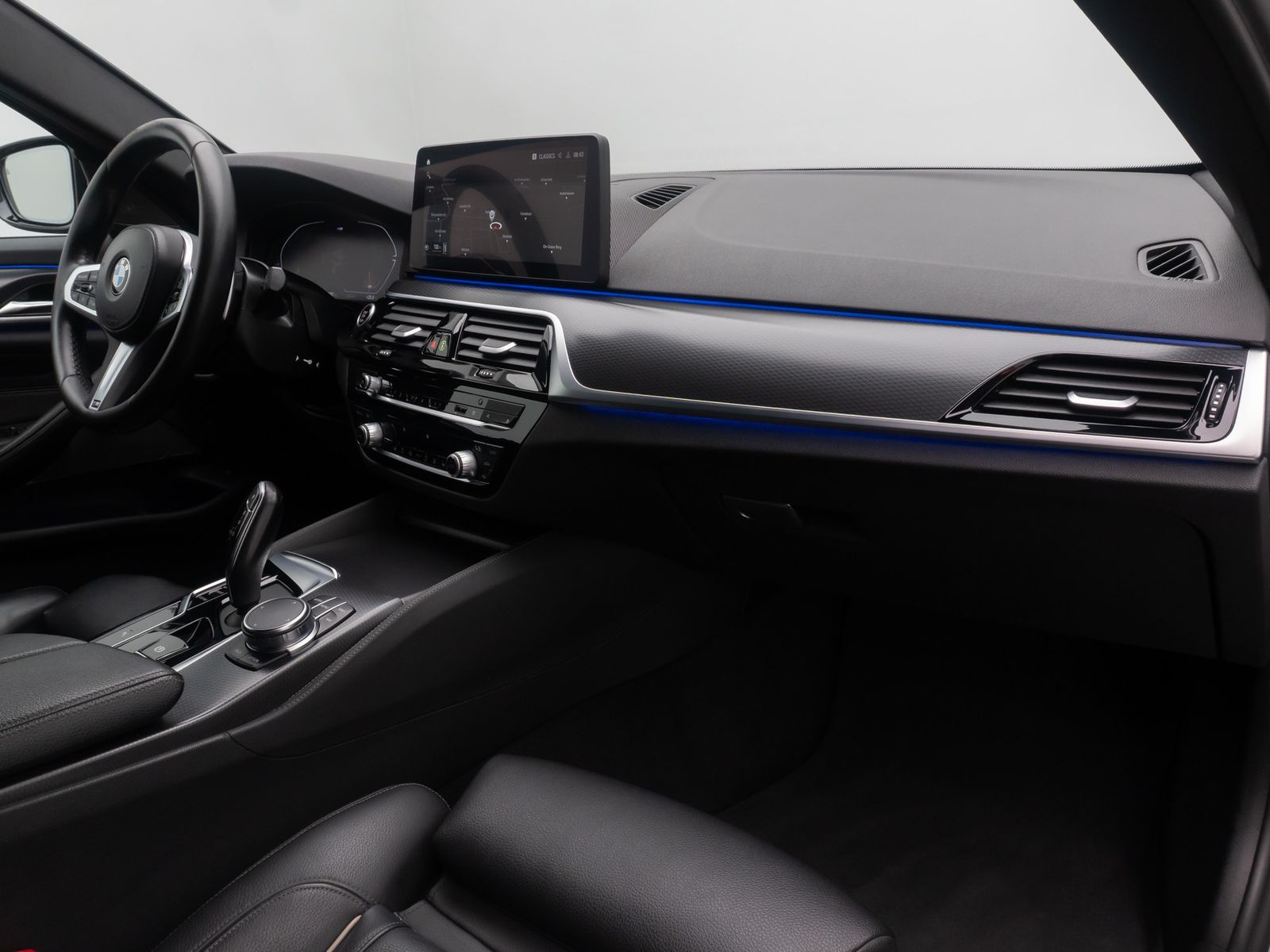 Fahrzeugabbildung BMW 540d xD M Sport Pro Kamera Laser HUD DAB H/K 19"