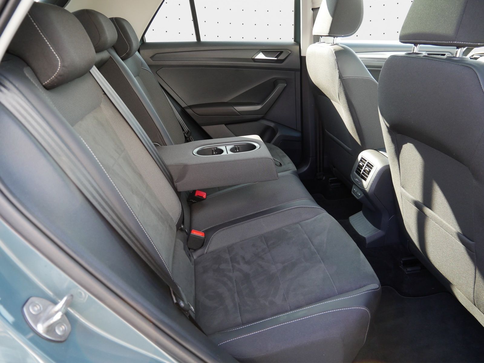Volkswagen T-Roc - Bild 16