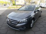 Mercedes-Benz A 180 BlueEfficiency Teilleder Navi Tempom ASST - Mercedes-Benz A 180 in Karlsruhe