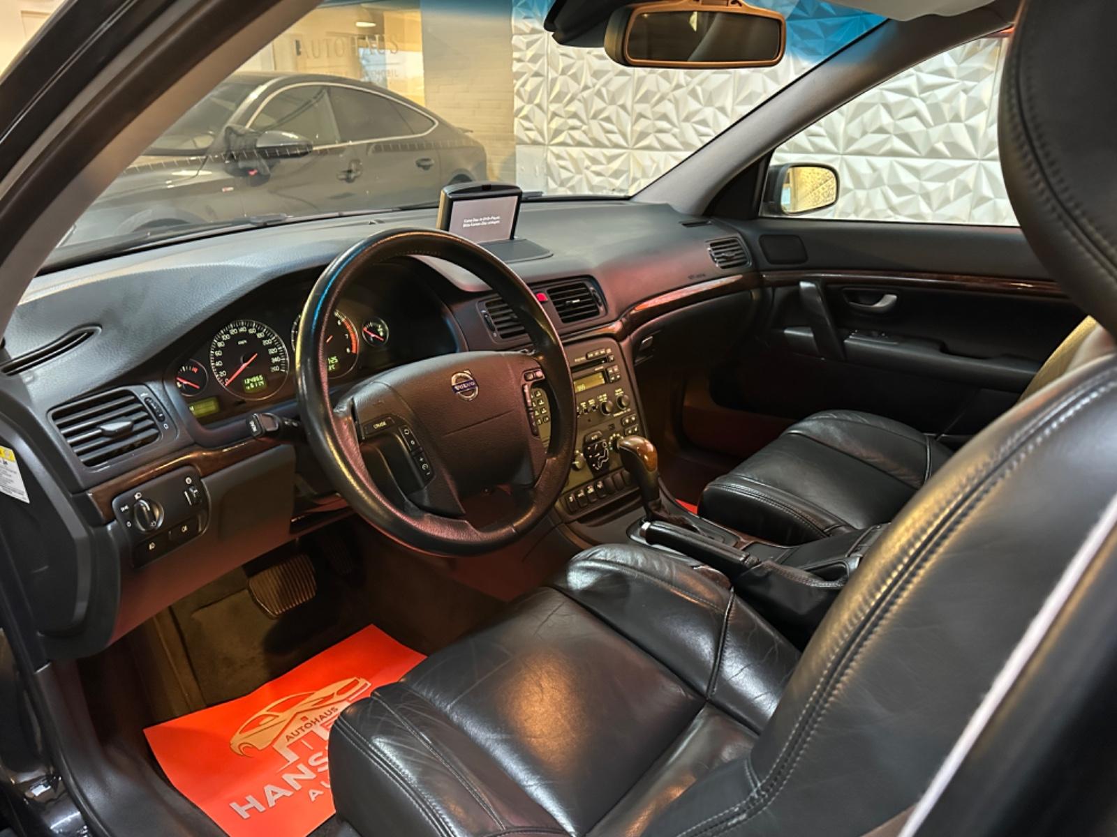 Volvo S80 2.4 5 cylindres 170 ch – BVA – Cuir – Xenon – 134 865 km