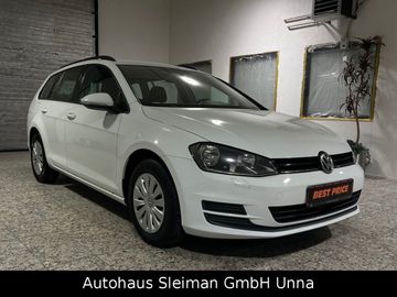Volkswagen Golf - 1