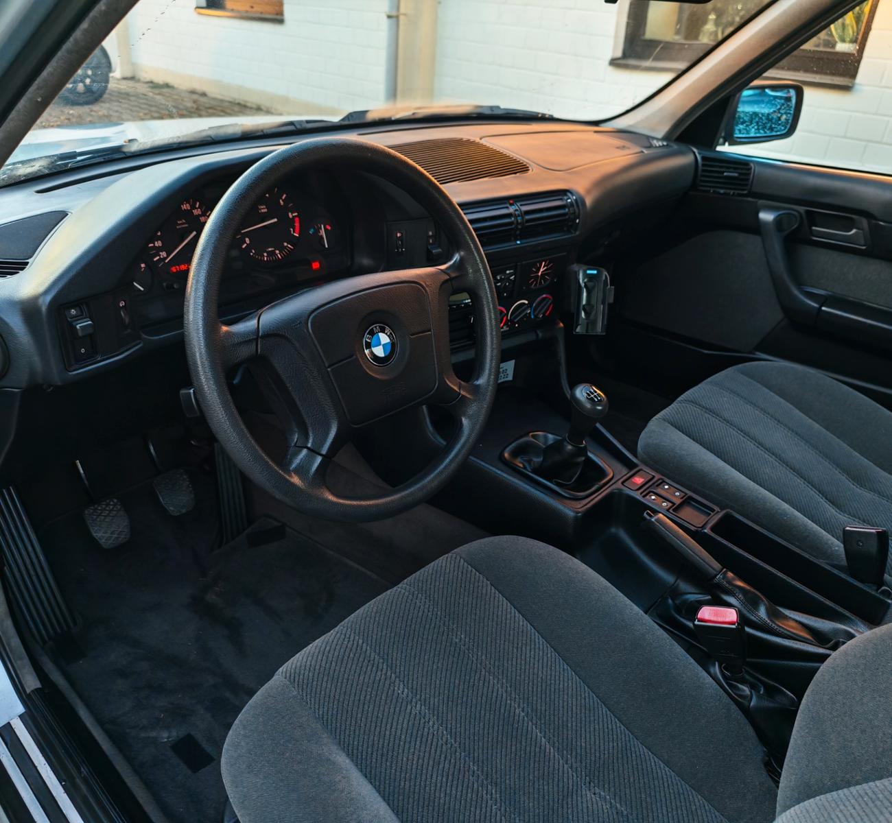 BMW 520I - E34 - 150 CV - BVM