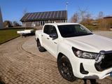Toyota Hilux 2.8 Automatik 204PS 4x4 AHK Kamera MwSt. k - Toyota Hilux: 2 8