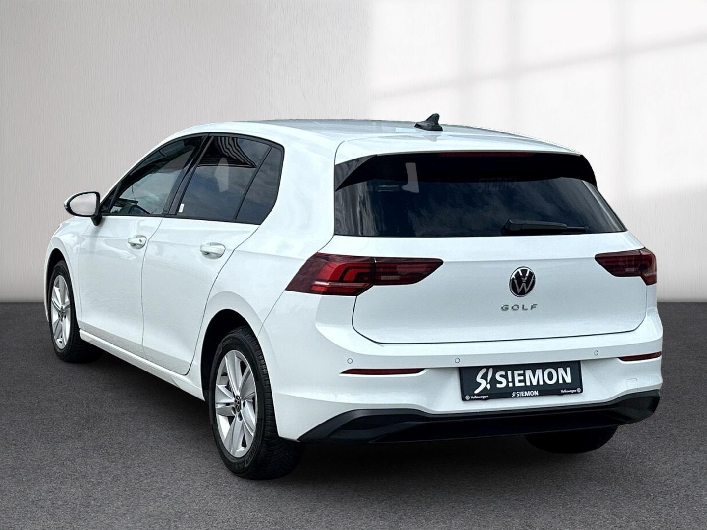 Volkswagen Golf VIII 1.5 TSI Life LED ACC SHZ PDC VirtCock, миниатюра 3
