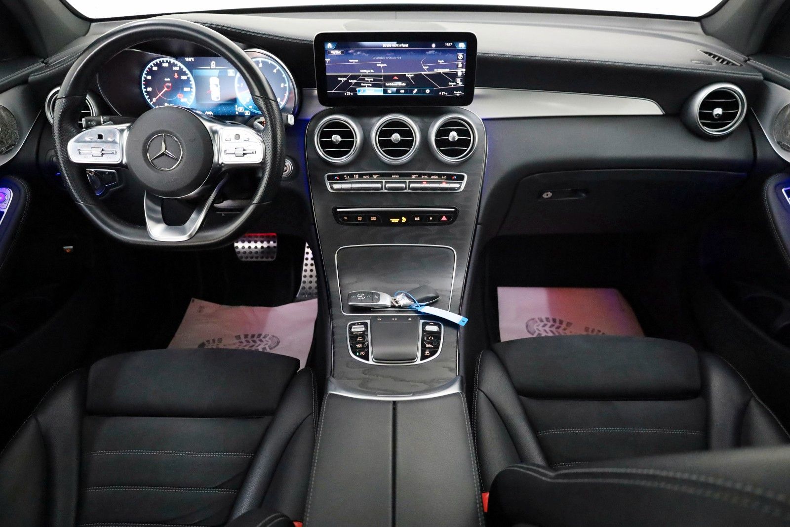 Fahrzeugabbildung Mercedes-Benz GLC 400d Coupe 4M,AMG line,Night-Pak,360°,SD,AHK